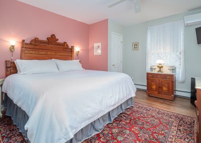 Bedford Inn - Lucinda's Suite - Sister Property